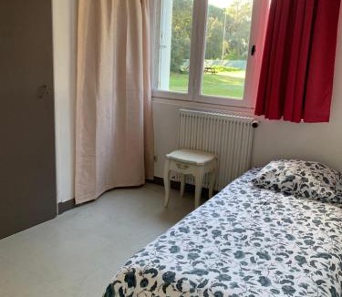 Saint-Pierre-d'Oleron Apartment | Résidence Les Salines Boyardville - Chambres et studios