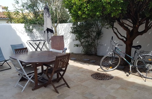 Saint-Martin-de-Re House | RARE SAINT MARTIN DE RE HOUSE 6 PERS PARKING GARDEN 200M FROM PORT AND SHOPS.
