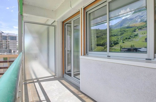 Eaux-Bonnes Apartment | Renovated 6-person apartment with south balcony and slope views in Gourette