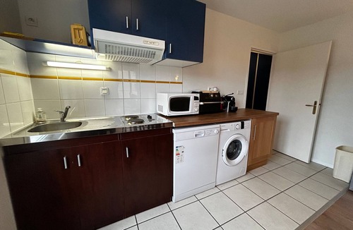 La Roche-Posay Apartment | Renovated apartment near Thermes with pool and Wi-Fi