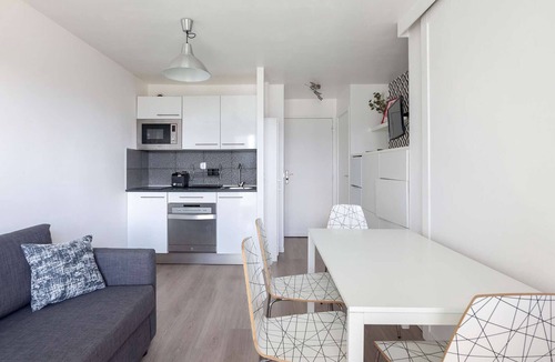 Hendaye Apartment | Renovated apartment with pool and beach access in Hendaye