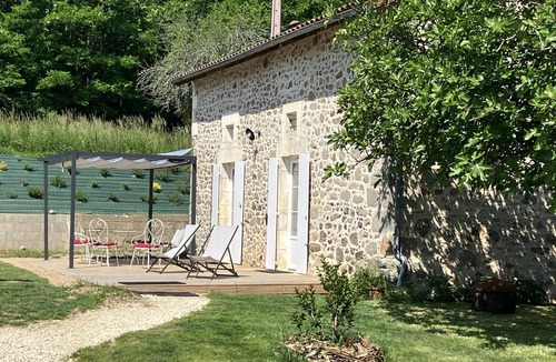 Le Bourdeix Other | Renovated detached house near Lake Saint Estèphe