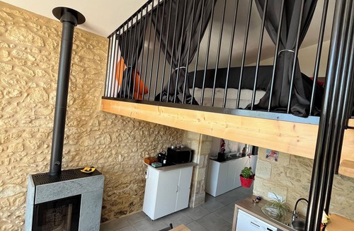 Moulis-en-Medoc House | Renovated former stable, vineyard view and Spa!