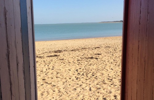 Saint-Denis-d'Oleron House | Renovated fisherman's house: small garden, heart of village, near beaches-Wifi, bikes