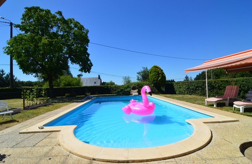 Latronche House | Renovated Gites for 14 people with heated swimming pool 10mx5m
