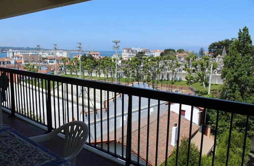 Saint-Jean-de-Luz Apartment | RES. DU PARC CENTRE VILLE TERRASSE ET PARKING