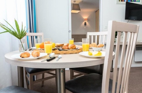 La Rochelle Apartment | Residence Odalys Archipel **** - 2 Rooms 4 People