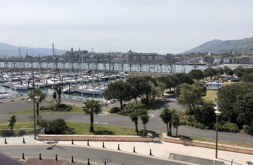 Hendaye Apartment | Residence sokoburu Sea and harbor view