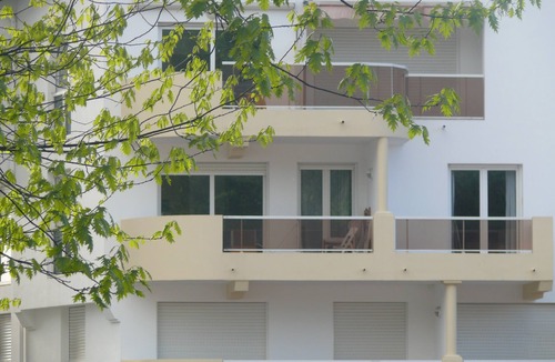 Saint-Jean-de-Luz City Center Apartment | Residential flat in center town