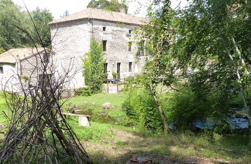 Busserolles House | Riverside Mill in walking distance of village with Restaurant / Bar & Bakery