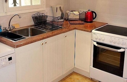 Capdrot Cottage | Romantic Stone Cottage for two, 5 minute Stroll to Beautiful Monpazier