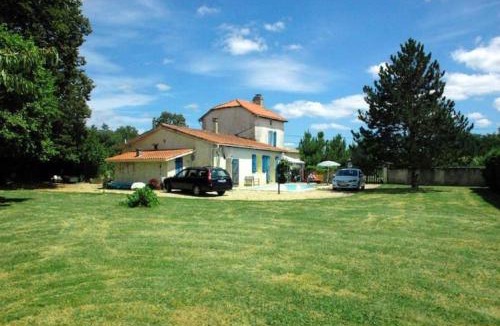 La Rochebeaucourt-et-Argentine House | Rowland's French Retreat