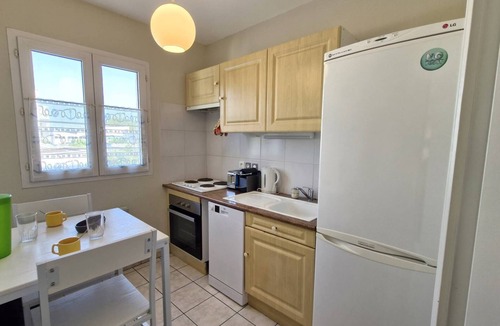 Royan Apartment | Royan - IDEAL LOCATION for this APARTMENT - terrace - private garage