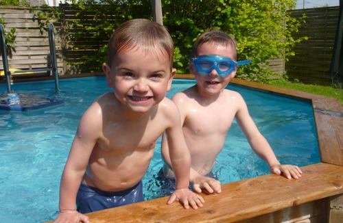 Saint-Pierre-de-Juillers Cottage | 'Ruche' La Grange du Moulin -Just families - Fun for kids - Heated pool - wifi