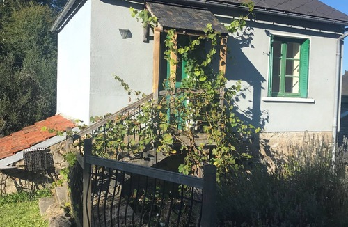 L'Eglise-aux-Bois House | Rustic charm. Bakery and workshop converted to 2-bed house on a farm