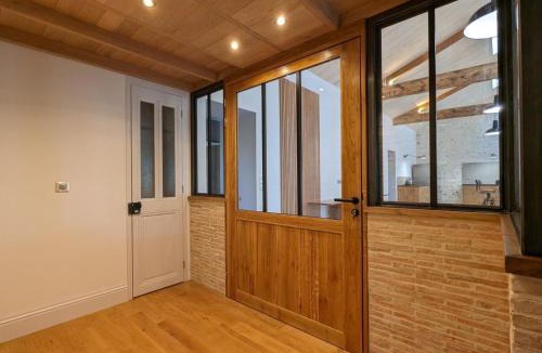 Gondeville Apartment | Séjour de luxe au cœur de Mainxe, avec truffe et cours de cuisine, idéal pour 4 couples - FR-1-653-235