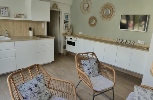 Les Sablettes House | Sablettes beach at 200m. Maisonette with Garden Terrace