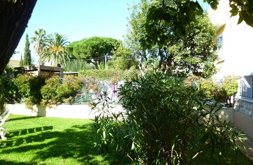 Les Sablettes House | Sablettes beach at 200m. Maisonette with Garden Terrace