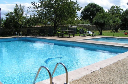 Duil-sur-le-Mignon House | Saggitarius Les Constellations