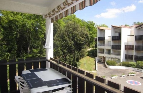 Saint-Georges-de-Didonne Apartment | Saint Georges de Didonne - STUDIO CABINET - wooded residence - NEAR THE CENTRE