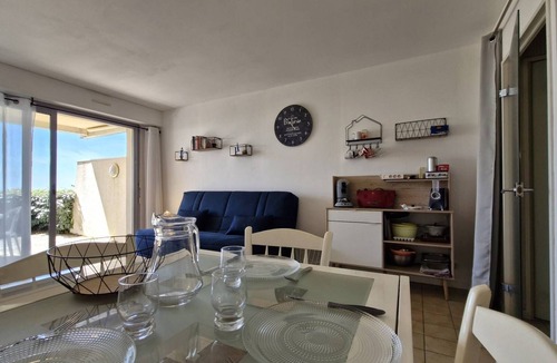 Saint-Georges-de-Didonne Apartment | Saint Georges de Didonne - SEA VIEW for this COSY STUDIO on the ground floor