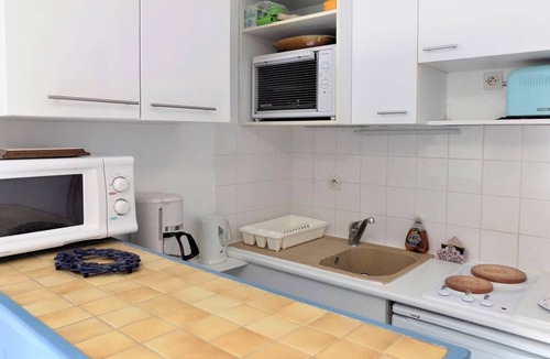 Saint-Georges-de-Didonne Apartment | Saint Georges de Didonne - STUDIO CABIN in residence NEAR BEACH