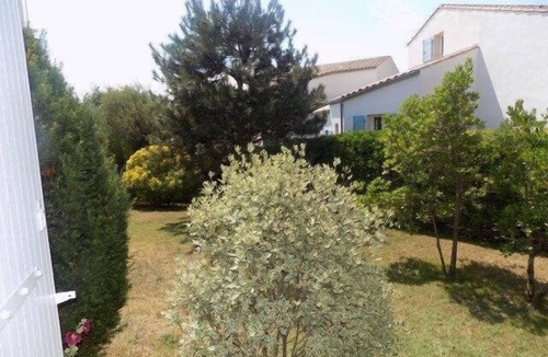Saint-Palais-sur-Mer House | Saint Palais sur Mer - SMALL HOUSE - in a PRIVILEGED and QUIET SETTING