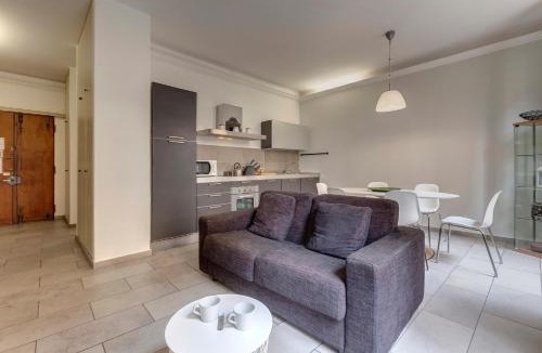 San Giovanni Apartment | Santo Stefano Apartment by Mamo Florence