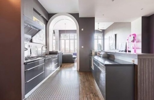 Biarritz Apartment | Sea apartment, ideally located on the beach . Spacious comfortable!