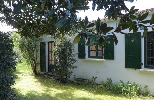 Saint-Trojan-les-Bains House | Seaside house, 20 meters from small beach, 500 m from port, shops n' restaurants