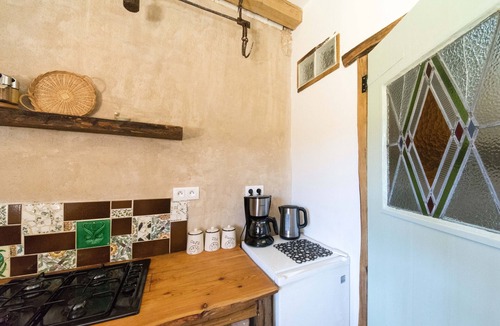 La Gonterie-Boulouneix House | Secluded gite rural 6 kilometres from Brantome, both calming and energising