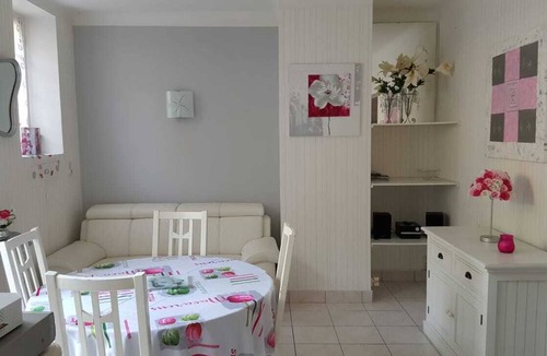 Proissans Apartment | Self-catering cottage for 4 people in beautiful surroundings