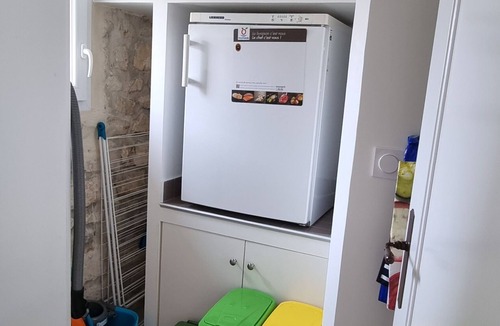 Saint-Genis-de-Saintonge Apartment | Single-storey apartment facing a green area, very well equipped