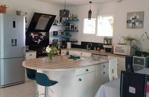 Lesparre-Medoc House | Single storey house between ocean, vineyards and Gironde estuary