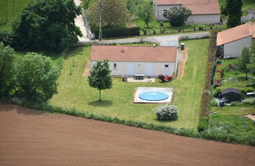 Cherveux House | Single storey house classified 3 stars with private pool