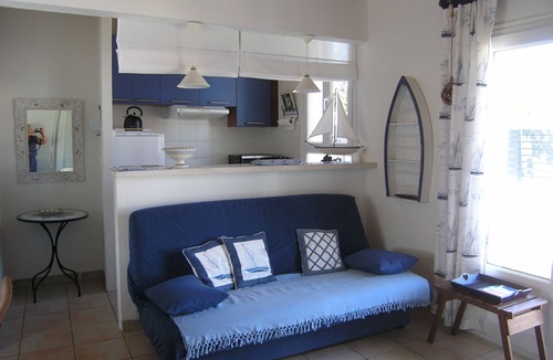 Saint-Georges-d'Oleron House | Small family house by the sea.