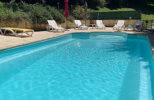 Osse-en-Aspe House | Small Gîte-House on 5 ha property, swimming pool, sauna, gym, horses, donkey