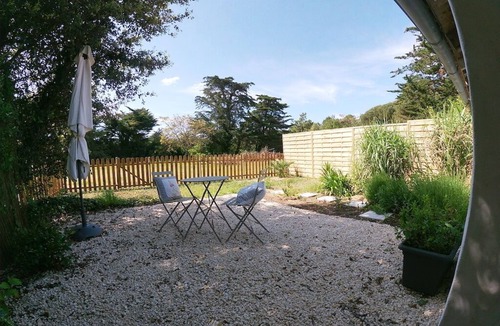 Le Bois-Plage-en-Re House | Small house in the woods 800m from the beach.