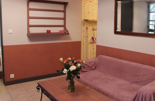 Labenne House | Small house in park with large pool