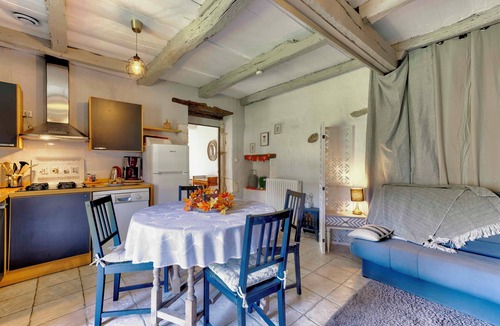Saint-Sauveur Cottage | Small stone house - Terrace - Parking - Swimming pool - Near Bergerac