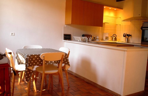 Gan Cottage | Small stone house overlooking the Pyrenees foothills (sleeps 2)