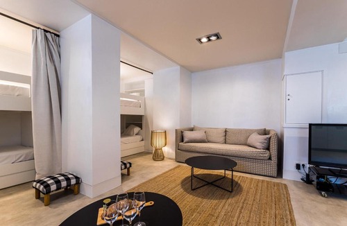 Biarritz City Centre Apartment | SOTOAN KEYWEEK Design Apartment close to the Port-Vieux beach in Biarritz