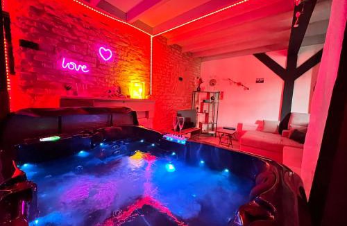 Avanton House | Spa, gite à 5 min du Futuroscope