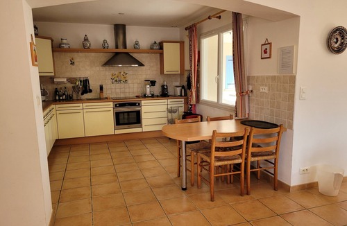 Ecuras House | Spacious Charente Bungalow