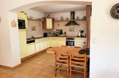 Ecuras House | Spacious Charente Bungalow