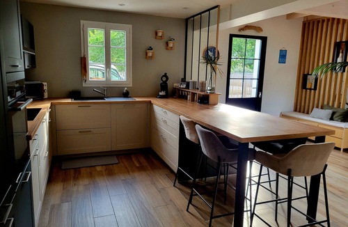 Le Grand-Village-Plage House | Spacious house on the edge of the forest and close to the beach.
