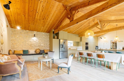 L'Echardiere Apartment | Spacious house with garden and beach within walking distance