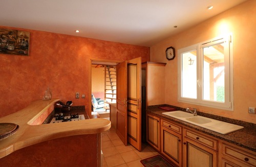 Castels et Bezenac House | Spacious holiday home with swimming pool, paddling pool close to river