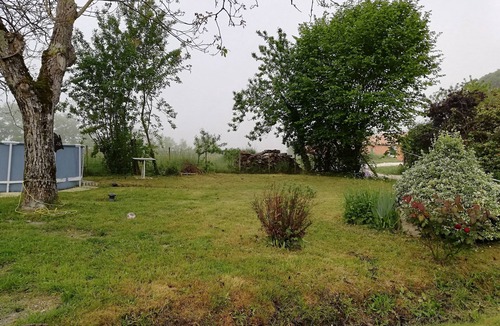 Lisle House | spacious house with garden above ground pool in small, quiet hamlet