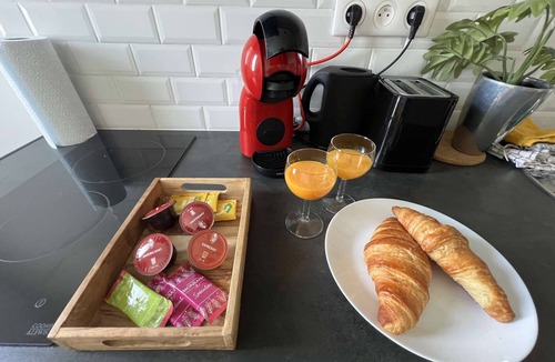 Chatellerault Apartment | Spacious studio 2/4 pers. + sofa | Ideal for business & weekends